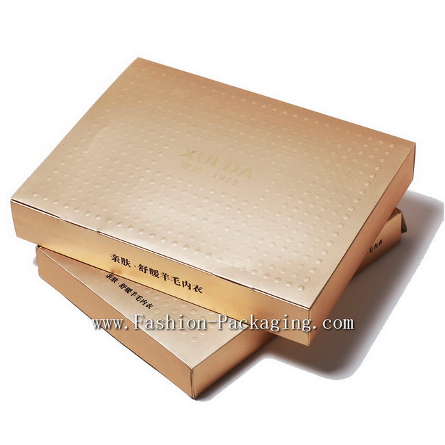 Custom Golden Card Lingerie Boxes with delicate design