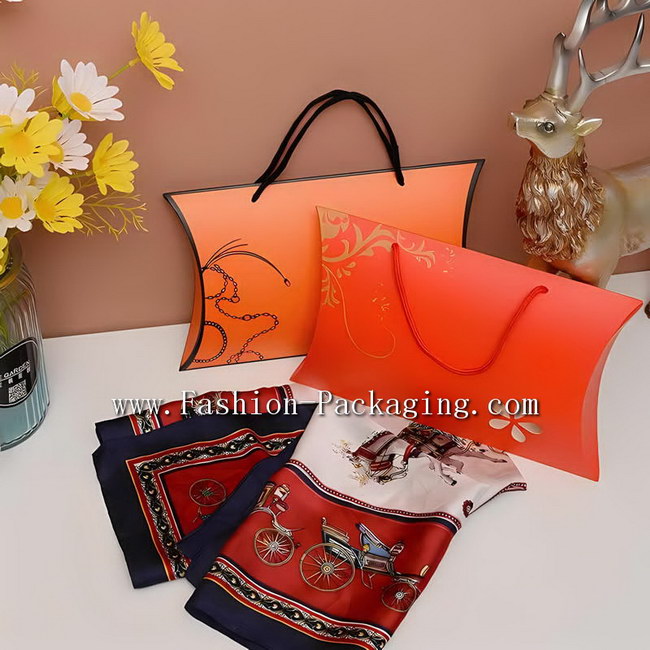 Noble Design Pillow Pack Scarf Packaging Box with rope handle for Scarf